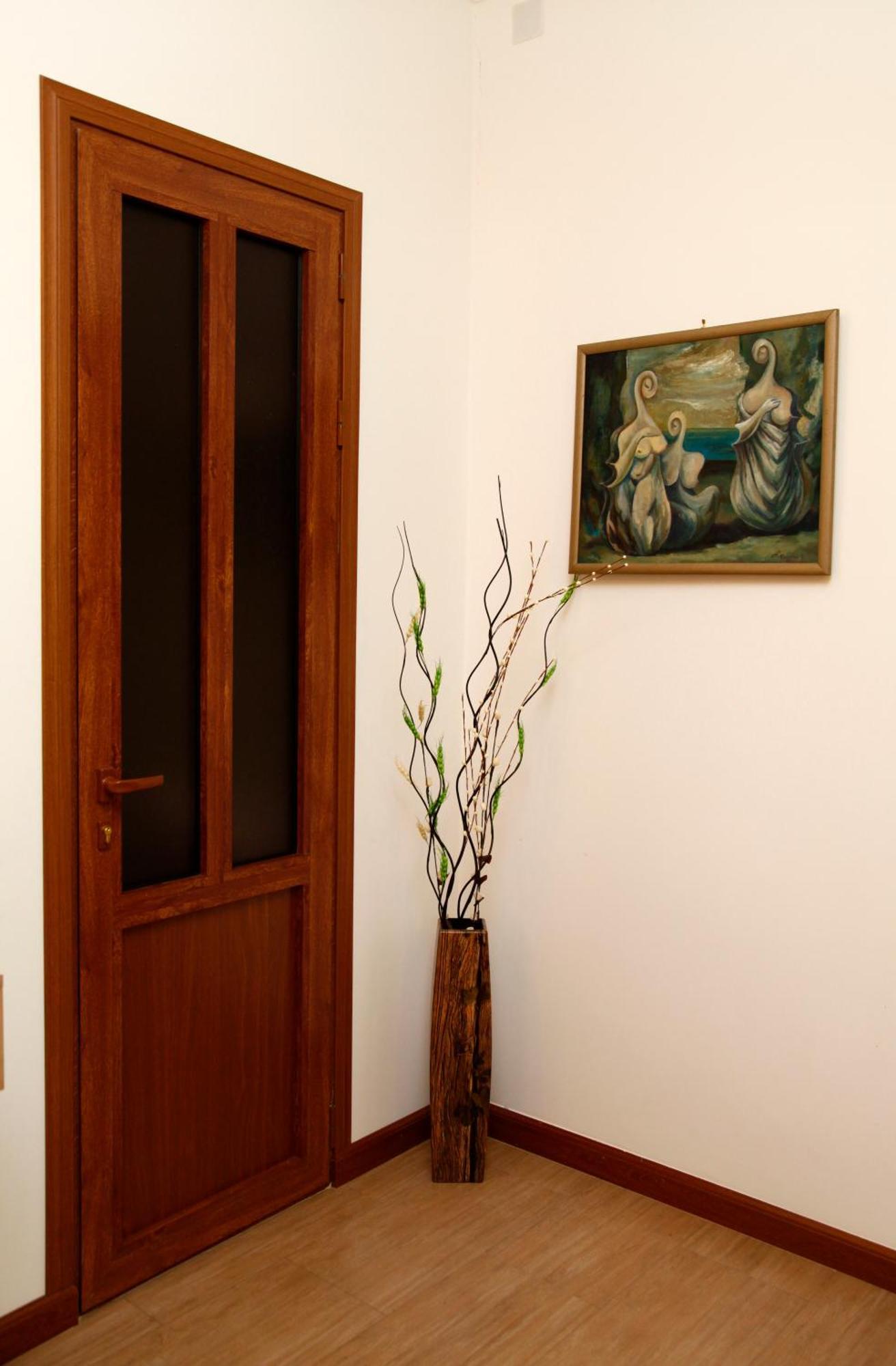 Azoyan Guest House Ereván Habitación foto
