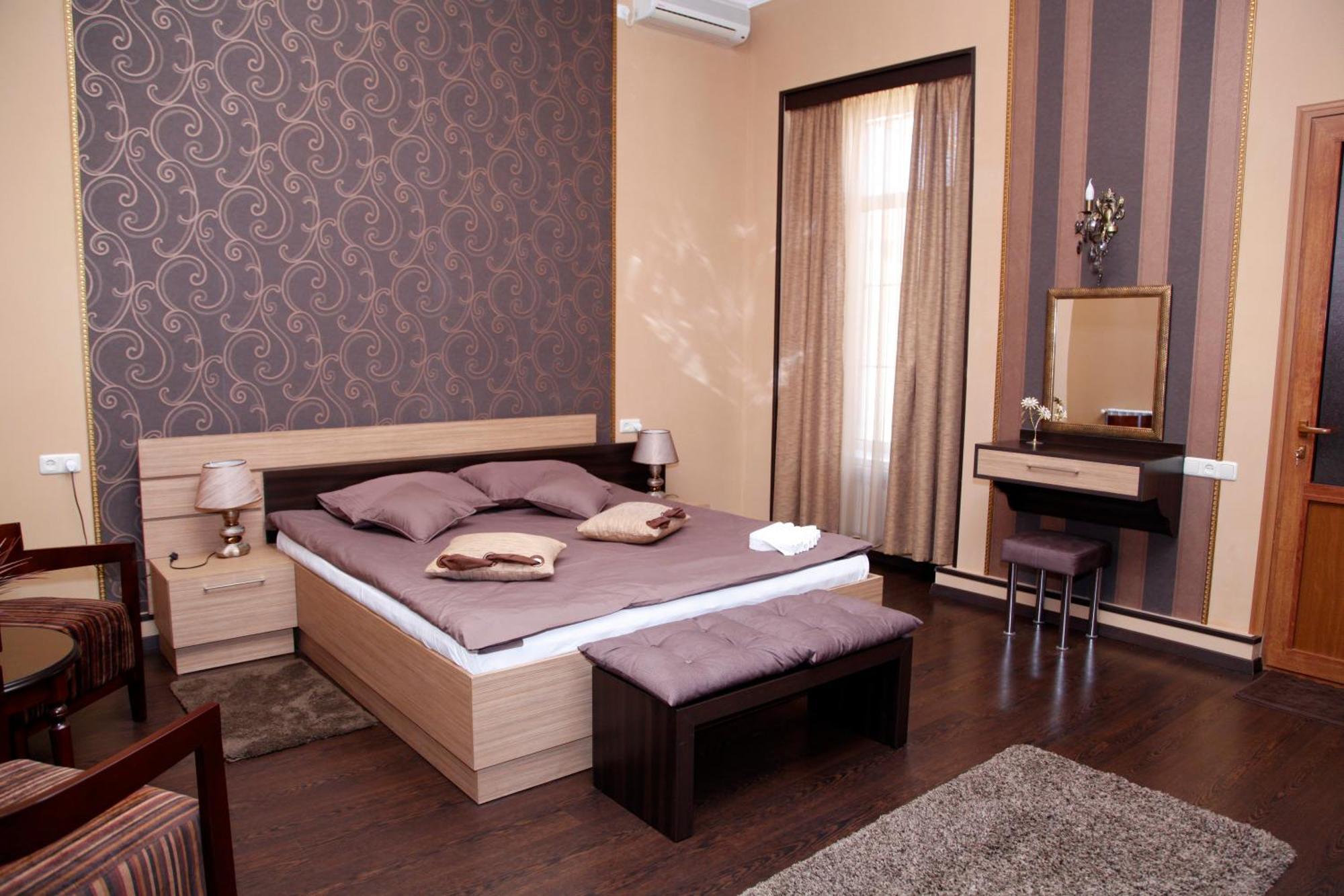 Azoyan Guest House Ereván Habitación foto